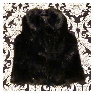 NWT Rachel Zoe Faux fur vest, Sz. S!